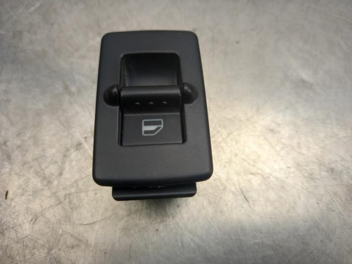 Electric window switch from a Volkswagen New Beetle (9C1/9G1) 2.0 2001