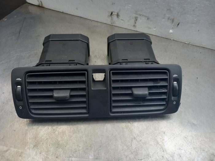 Grilles D’aération Pour Tableau De Bord Audi A3/S3 8P 2008-2012 – 2 Pièces Noires Chromées En ABS, Remplacement Facile - 4