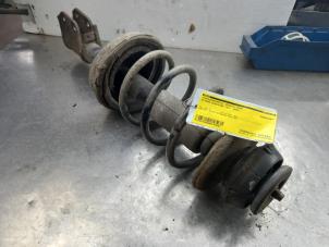 Used Front shock absorber rod, right Nissan Kubistar (F10) 1.5 dCi 65 Price € 35,00 Margin scheme offered by Akkie Stomphorst Autodemontage