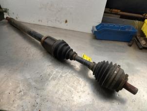 Used Front drive shaft, right Volvo V70 (SW) 2.4 D5 20V Price on request offered by Akkie Stomphorst Autodemontage