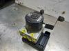 ABS pump from a Volvo V50 (MW), 2003 / 2012 2.0 D 16V, Combi/o, Diesel, 1.998cc, 98kW (133pk), FWD, D4204T2, 2003-12 / 2006-12, MW73 2004