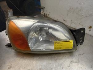 Used Headlight, right Ford Fiesta 4 1.3i Price € 25,00 Margin scheme offered by Akkie Stomphorst Autodemontage