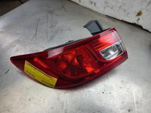 Used Taillight, left Renault Clio IV (5R) 1.5 Energy dCi 90 FAP Price € 50,00 Margin scheme offered by Akkie Stomphorst Autodemontage