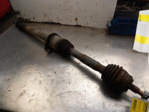 Used Front drive shaft, right Mercedes Vaneo (W414) 1.6 Price € 50,00 Margin scheme offered by Akkie Stomphorst Autodemontage