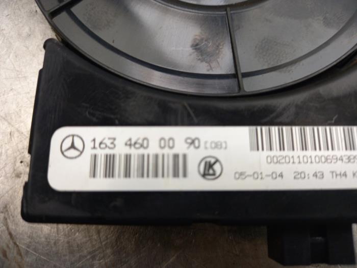Steering angle sensor from a Mercedes-Benz ML I (163) 270 2.7 CDI 20V 2002