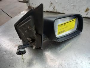 Used Wing mirror, right Volkswagen Polo IV (9N1/2/3) 1.2 12V Price € 25,00 Margin scheme offered by Akkie Stomphorst Autodemontage