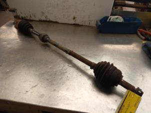 Used Front drive shaft, right Nissan Micra (K12) 1.0 16V Price € 35,00 Margin scheme offered by Akkie Stomphorst Autodemontage