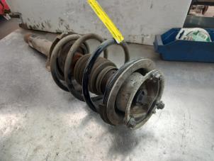 Used Front shock absorber rod, left BMW 3 serie Touring (E46/3) 320i 24V Price € 50,00 Margin scheme offered by Akkie Stomphorst Autodemontage