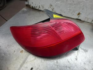 Used Taillight, left Peugeot 206 (2A/C/H/J/S) 1.1 XN,XR Price € 25,00 Margin scheme offered by Akkie Stomphorst Autodemontage
