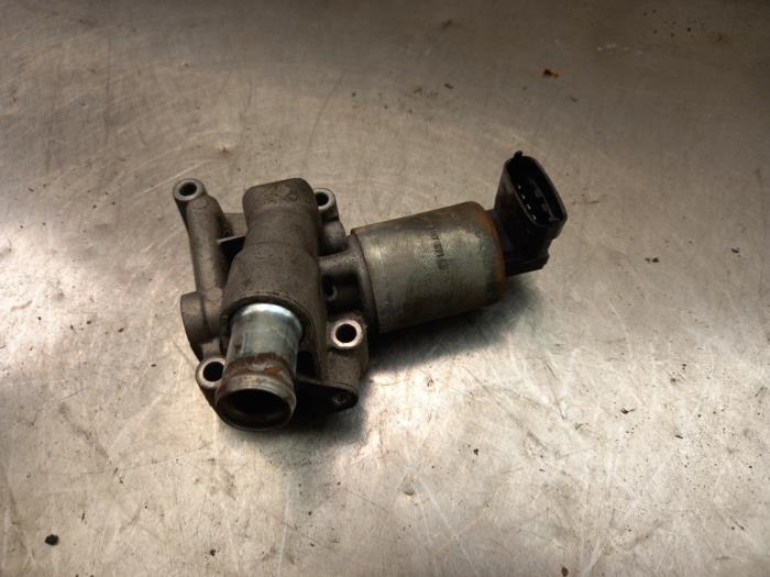 EGR valve from a Opel Agila (A) 1.2 16V 2001