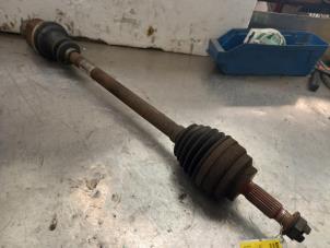 Used Front drive shaft, right Renault Kangoo Express (FC) 1.5 dCi 60 Price € 35,00 Margin scheme offered by Akkie Stomphorst Autodemontage