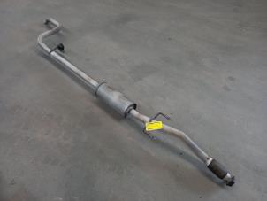 Used Exhaust middle silencer Peugeot 207/207+ (WA/WC/WM) 1.4 16V VTi Price € 35,00 Margin scheme offered by Akkie Stomphorst Autodemontage