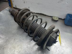 Used Front shock absorber rod, left Peugeot 205 II (20A/C) 1.1 XE,GE,XL,GL,XR,GR Price € 35,00 Margin scheme offered by Akkie Stomphorst Autodemontage