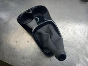 Used Gear stick cover Peugeot 108 1.0 12V Price € 10,00 Margin scheme offered by Akkie Stomphorst Autodemontage