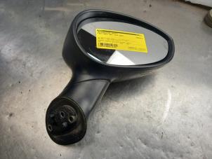 Used Wing mirror, right Fiat Grande Punto (199) 1.4 Price € 35,00 Margin scheme offered by Akkie Stomphorst Autodemontage