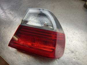 Used Taillight, right BMW 3 serie (E90) 318i 16V Price € 35,00 Margin scheme offered by Akkie Stomphorst Autodemontage