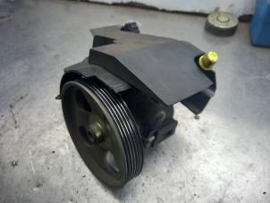 Used Power steering pump Peugeot 206 CC (2D) 1.6 16V Price € 30,00 Margin scheme offered by Akkie Stomphorst Autodemontage