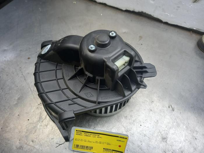 Motor de ventilador de calefactor de un Renault Kangoo Express (FW) 1.5 dCi 90 FAP 2014