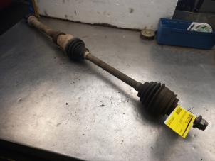 Used Front drive shaft, right Renault Kangoo Express (FW) 1.5 dCi 90 FAP Price € 50,00 Margin scheme offered by Akkie Stomphorst Autodemontage