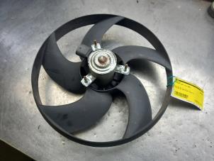 Used Cooling fans Peugeot 206 (2A/C/H/J/S) 1.4 XR,XS,XT,Gentry Price € 25,00 Margin scheme offered by Akkie Stomphorst Autodemontage