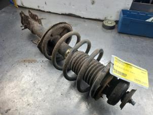 Used Front shock absorber rod, left Chevrolet Kalos (SF48) 1.4 Price on request offered by Akkie Stomphorst Autodemontage