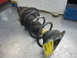 Used Front shock absorber rod, left Renault Clio III (BR/CR) 1.5 dCi FAP Price € 40,00 Margin scheme offered by Akkie Stomphorst Autodemontage