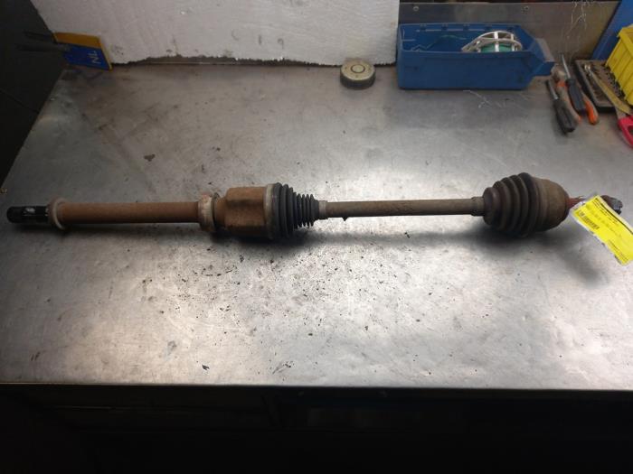 Front drive shaft, right from a Renault Kangoo Express (FW) 1.5 dCi 75 2012