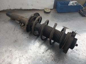 Used Front shock absorber rod, right Seat Ibiza III (6L1) 1.2 12V Price € 35,00 Margin scheme offered by Akkie Stomphorst Autodemontage