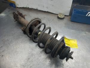 Used Front shock absorber rod, left Chevrolet Kalos (SF48) 1.4 Price € 35,00 Margin scheme offered by Akkie Stomphorst Autodemontage