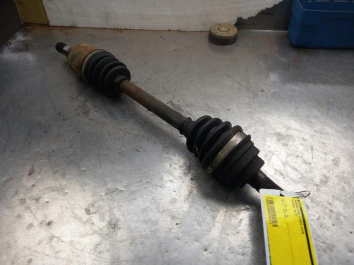 Front drive shaft, left from a Suzuki Alto (RF410)