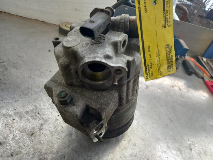 Air conditioning pump from a Seat Ibiza III (6L1) 1.4 16V 75 2005