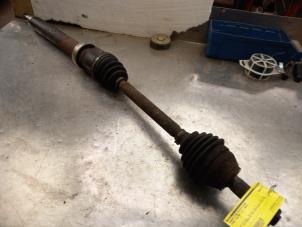 Used Front drive shaft, right Ford Fusion 1.4 16V Price on request offered by Akkie Stomphorst Autodemontage