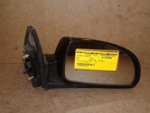 Used Wing mirror, right Kia Rio (DC22/24) 1.5 16V Price on request offered by Akkie Stomphorst Autodemontage