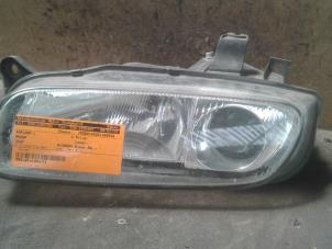 Used Headlight, left Mazda 323 F (BA14) 1.5i GLX,GT 16V Price on request offered by Akkie Stomphorst Autodemontage