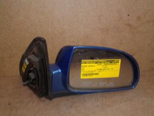 Used Wing mirror, right Kia Rio (DC22/24) 1.5 16V Price on request offered by Akkie Stomphorst Autodemontage