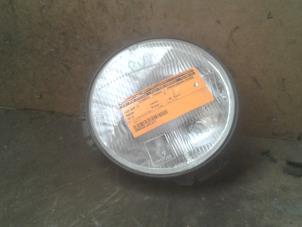 Used Headlight, right Mazda MX-5 (NA18/35/6C/8C) 1.6i 16V Price on request offered by Akkie Stomphorst Autodemontage