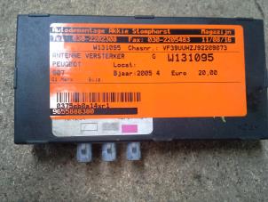 Used Antenna Amplifier Peugeot 607 (9D/U) 2.7 HDi V6 24V Price on request offered by Akkie Stomphorst Autodemontage