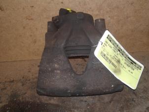 Used Front brake calliper, right Audi A3 (8L1) 1.9 TDI 130 Price on request offered by Akkie Stomphorst Autodemontage