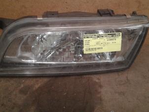 Used Headlight, left Nissan Almera (N15) 1.4 LX,GX,S 16V Price on request offered by Akkie Stomphorst Autodemontage