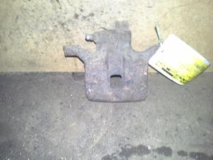 Used Rear brake calliper, right Mitsubishi Galant (EA/EC) 2.5 V6 24V Price on request offered by Akkie Stomphorst Autodemontage