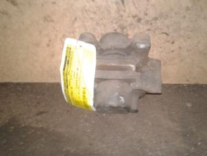 Used Rear brake calliper, right Mercedes E (W210) 2.0 E-200 16V Price on request offered by Akkie Stomphorst Autodemontage