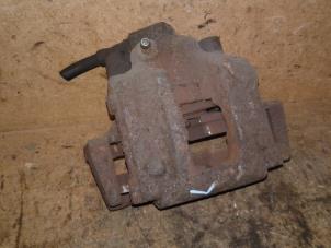 Used Rear brake calliper, left BMW 3 serie Compact (E36/5) 318Ti 1.9 16V Price on request offered by Akkie Stomphorst Autodemontage