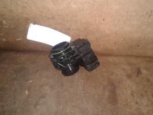 Used Throttle body Peugeot 206 (2A/C/H/J/S) 1.4 HDi Price on request offered by Akkie Stomphorst Autodemontage