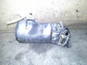 Used Oil filter housing Renault Espace Price on request offered by Akkie Stomphorst Autodemontage