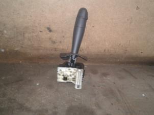 Used Wiper switch Renault Clio II (BB/CB) 1.2 Price on request offered by Akkie Stomphorst Autodemontage