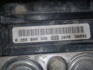 Used ABS pump Renault Clio II (BB/CB) 1.6 16V Price on request offered by Akkie Stomphorst Autodemontage