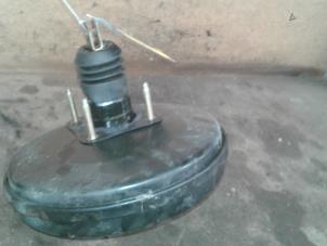 Used Brake servo Citroen C4 Berline (LC) 1.6 HDi 16V 110 Price on request offered by Akkie Stomphorst Autodemontage