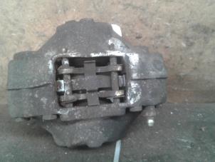 Used Rear brake calliper, left Volvo V70 (GW/LW/LZ) 2.5 10V Price on request offered by Akkie Stomphorst Autodemontage