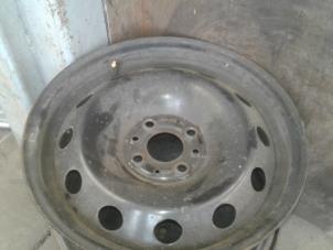 Used Wheel Fiat Stilo (192A/B) 1.8 16V 3-Drs. Price on request offered by Akkie Stomphorst Autodemontage