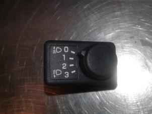 Used AIH headlight switch Nissan Almera (N16) 1.5 16V Price on request offered by Akkie Stomphorst Autodemontage